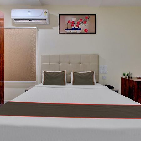 Collection O Hotel Mango Tree Khammam Kültér fotó