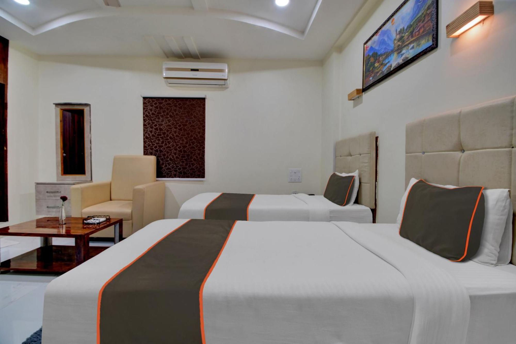 Collection O Hotel Mango Tree Khammam Kültér fotó