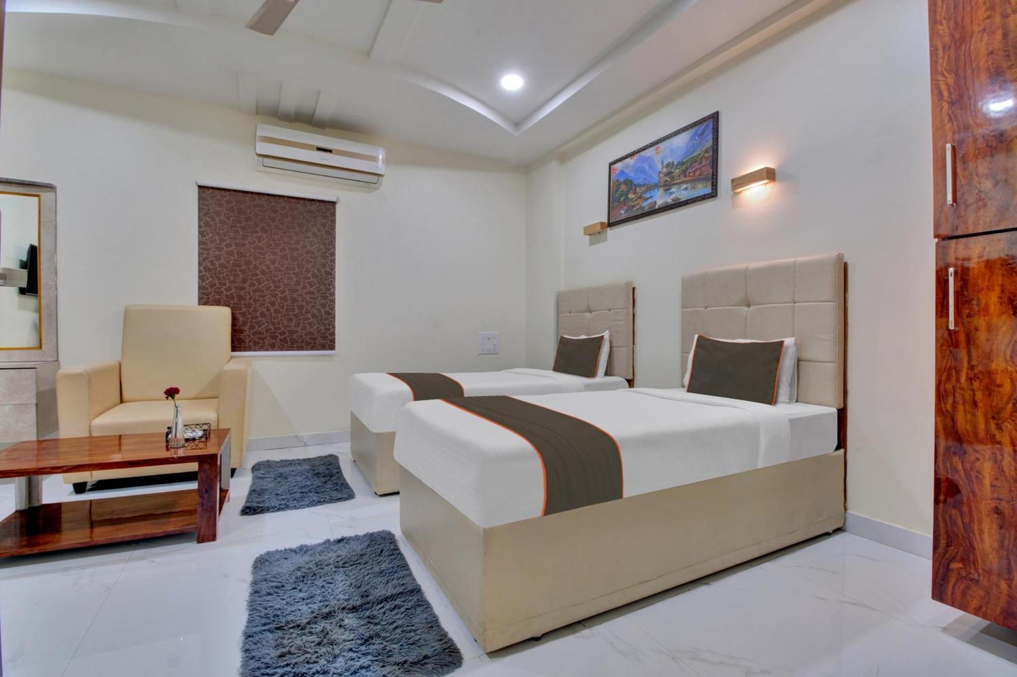 Collection O Hotel Mango Tree Khammam Kültér fotó